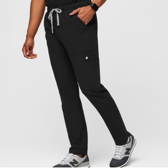 FIGS Men’s Pant, Technical Collection, 7 Pocket, Black, Size Medium - Picture 11 of 11